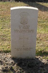 Ismailia War Memorial Cemetery - Parry, W